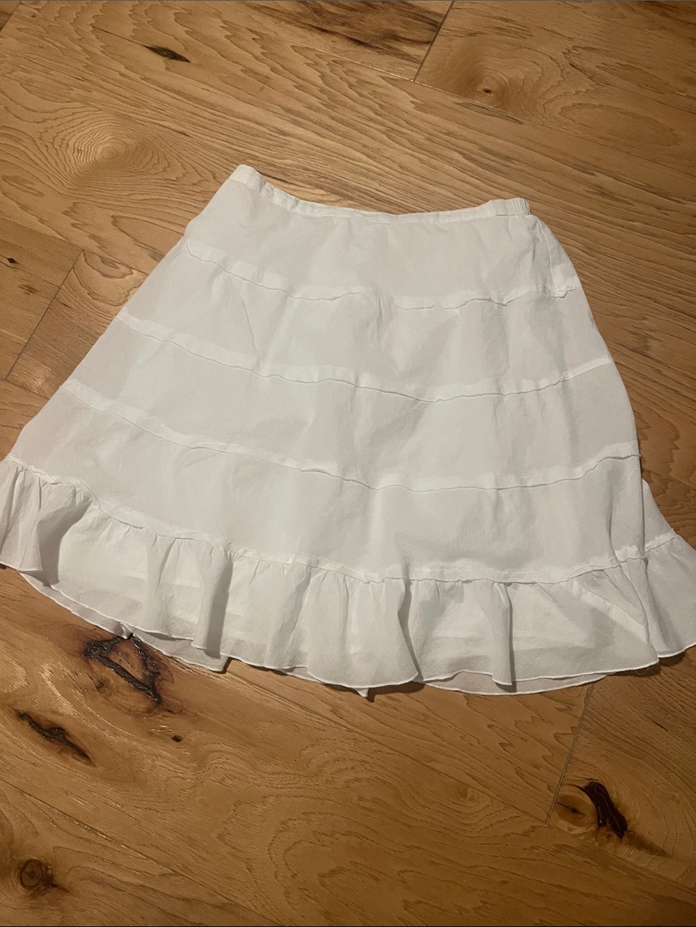Classic White Ruffle-Hem A-Line Skirt